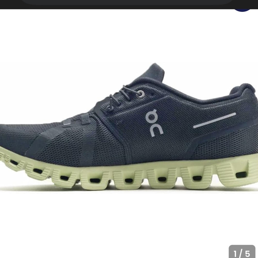 Cloud 5 Running Shoe‎ (Men)
On black with greenish  souls size 12.5 in EUC